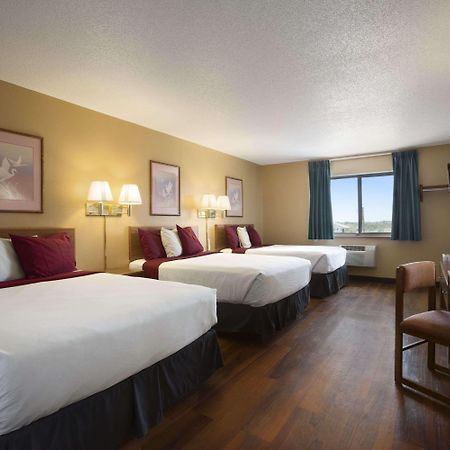 Super 8 By Wyndham Las Vegas Ngoại thất bức ảnh